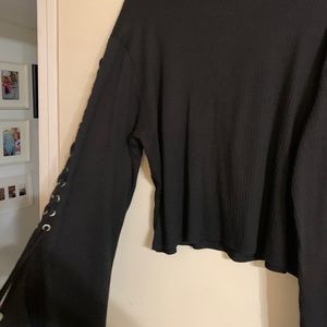 Rue 21 cropped bell lace up sleeve